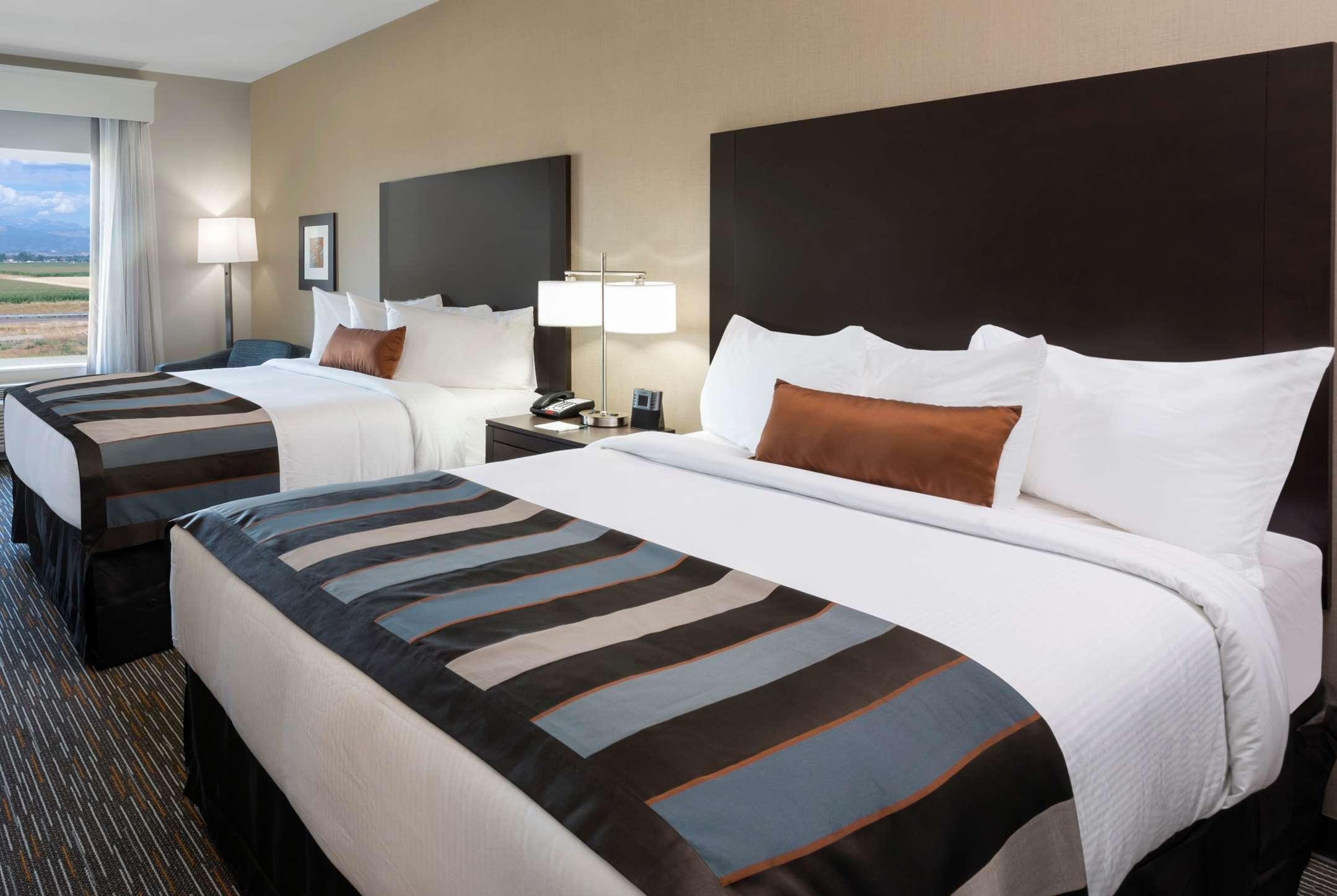 Готель Courtyard By Marriott Seattle Seatac Airport Екстер'єр фото